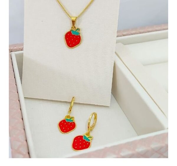 Conjunto Infantil Moranguinho