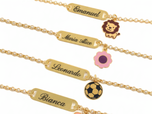 Pulseira Infantil com acessorio (Semijoia )